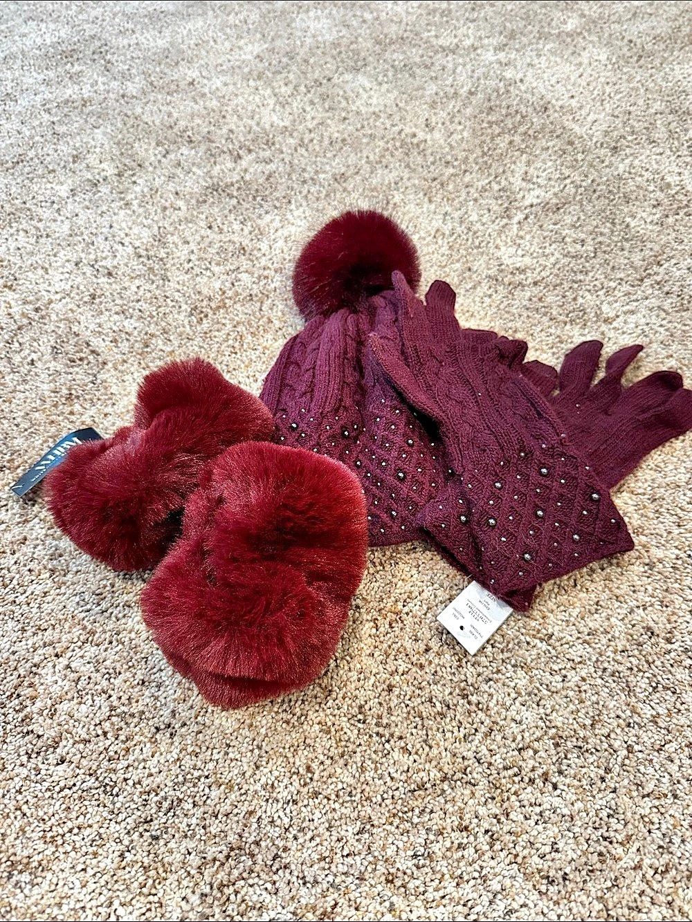 WHITE HOUSE BLACK MARKET Burgundy Fingerless Gloves with Pom-Poms NWT